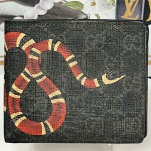 GUCCI GG King Snake Bifold Wallet 😍🔥